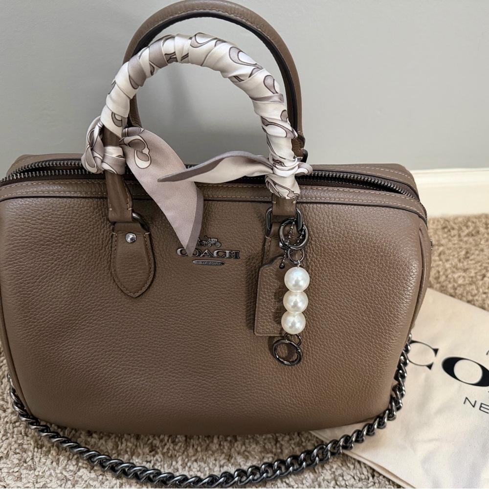 Coach Rowan Large Satchel with Medium Corner Zip Wallet, Coach Twilly, & Chain! - Picture 2 of 5